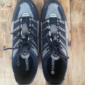 Shimano MT31 SPD Men's Biking Shoes